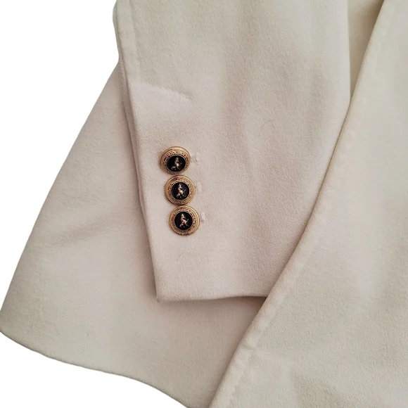 Zara Women's Cream Double-Breasted Blazer - Picture 2 of 7